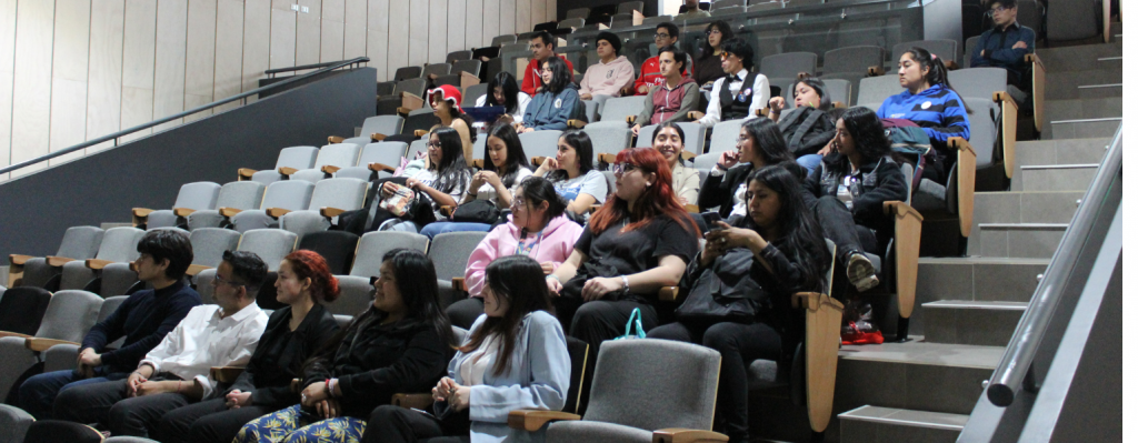 Estudiantes expusieron a la comunidad universitaria sobre sus proyectos del Fondo de Iniciativas Estudiantiles